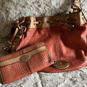 Fossil Leather Purse and Matching Wallet Set